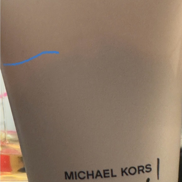 Michael Kors Gorgeous! Body Lotion - Cream - Picture 4 of 4
